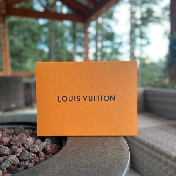 Louis Vuitton Brown Monogram Shoulder Bag - Picture 8 of 13